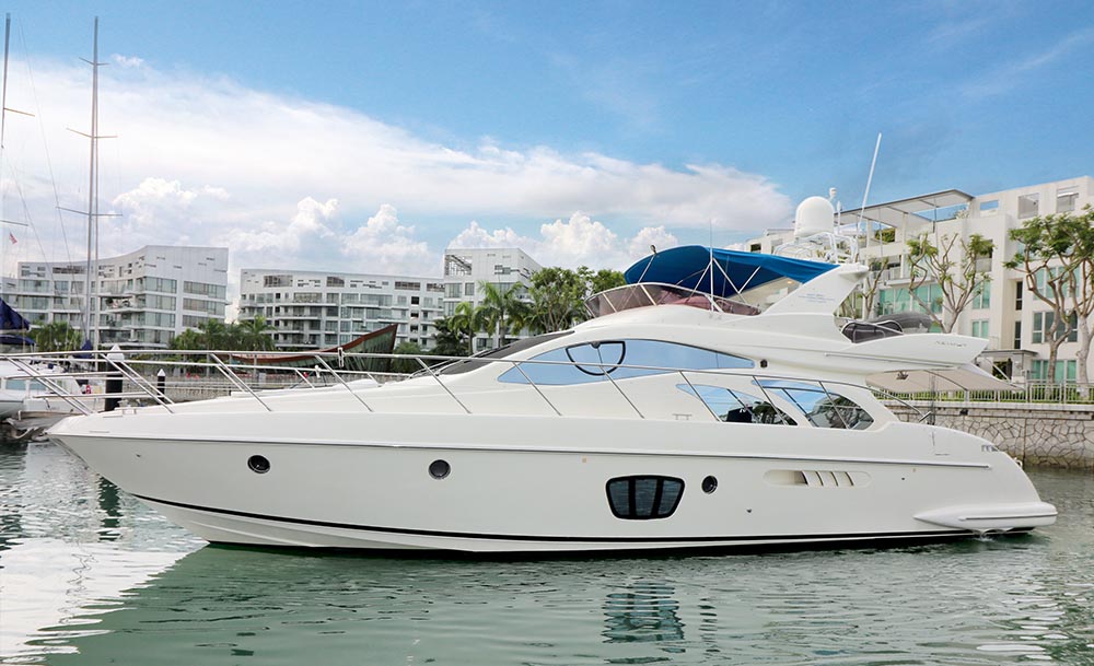 Simpson Yacht Charter - AZ55
