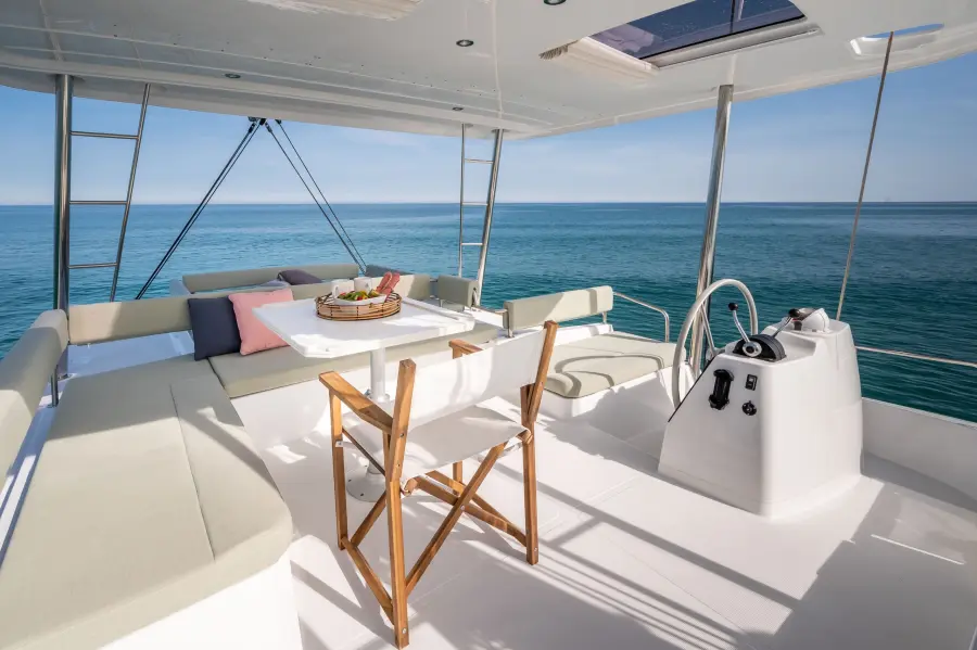 Sheltered upper deck