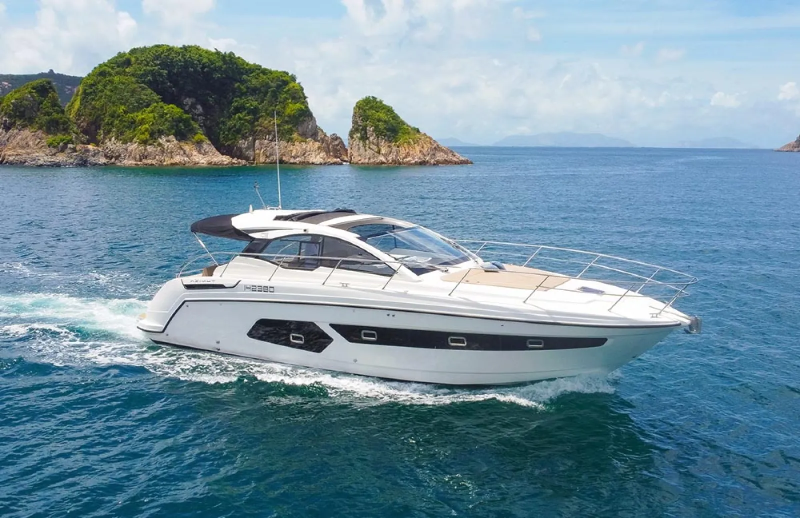 Azimut Atlantis 43 joins Hong Kong day charter fleet