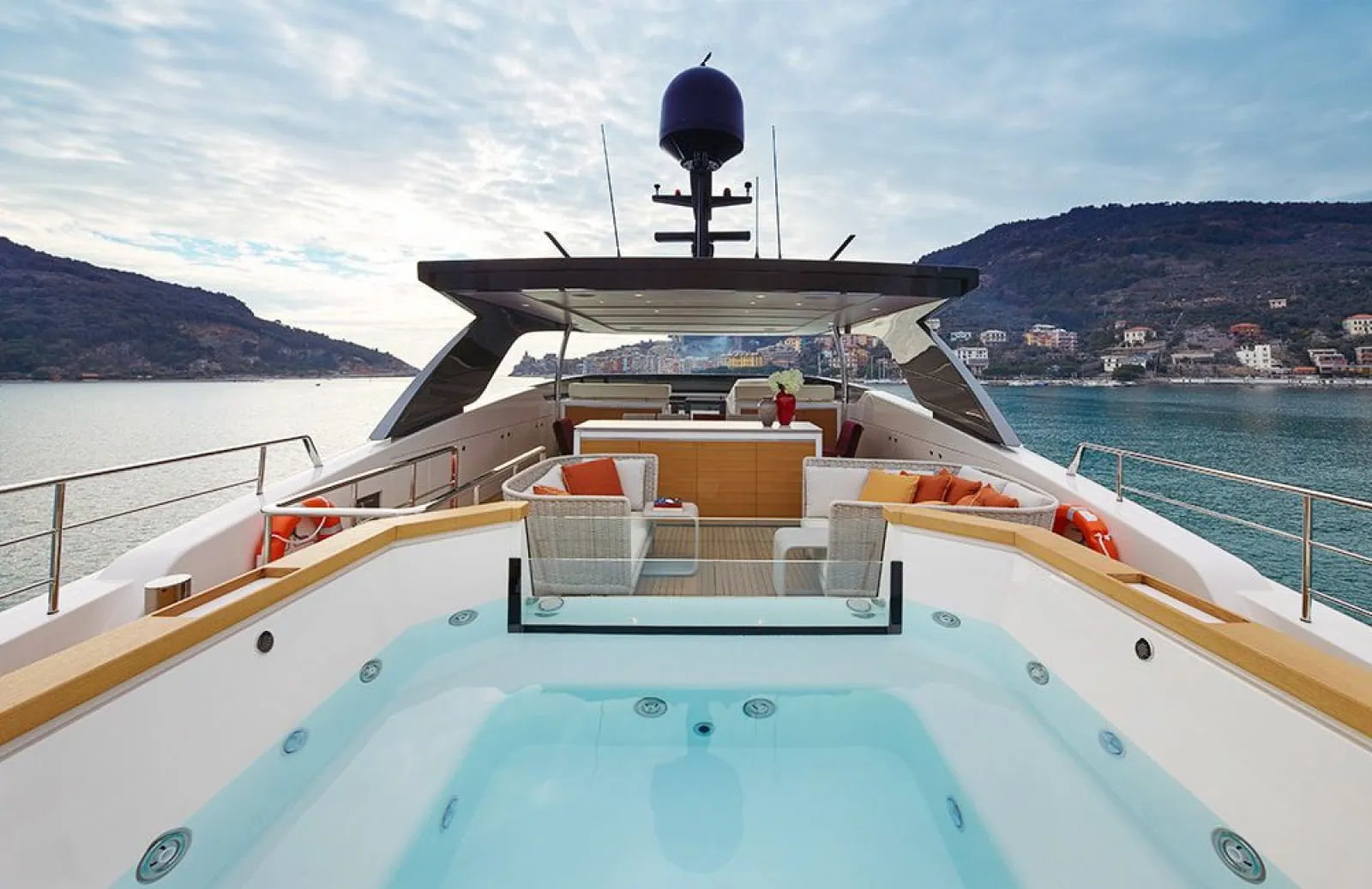 Bespoke Superyacht Sanlorenzo SL106 Available For Exclusive Charters in Hong Kong