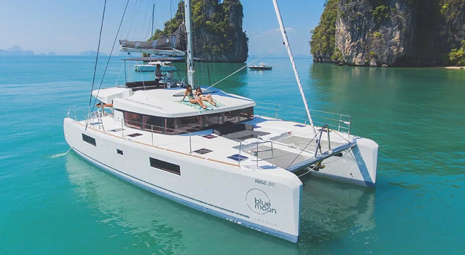 Book 4 nights, get 1 night free this Easter Weekend on Lagoon 52F in Thailand