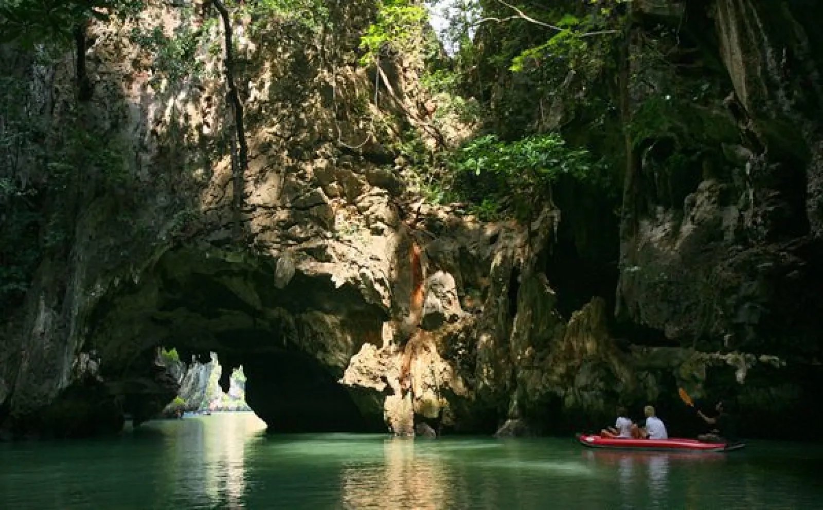 Kayaking on a Thailand bareboat charter