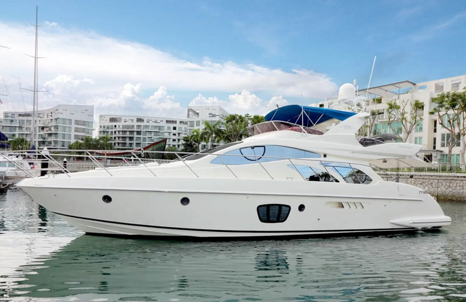 M/Y AFTER 8 Azimut 55 newly available for charter in Phuket