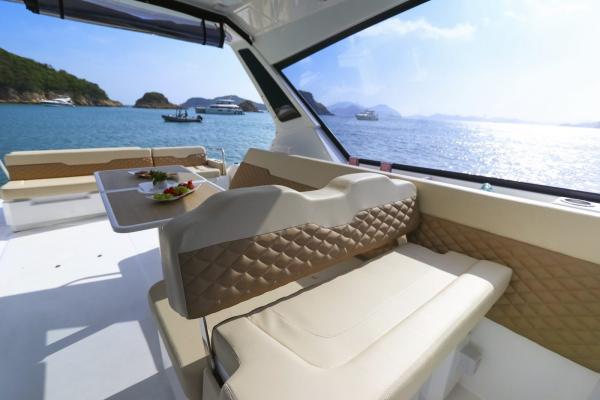 Aquila 36 photo 13