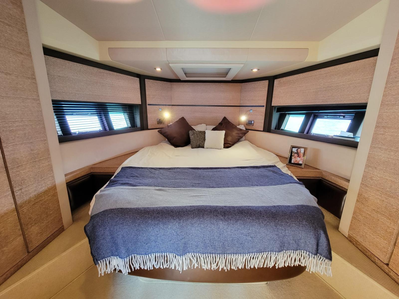 Azimut 54