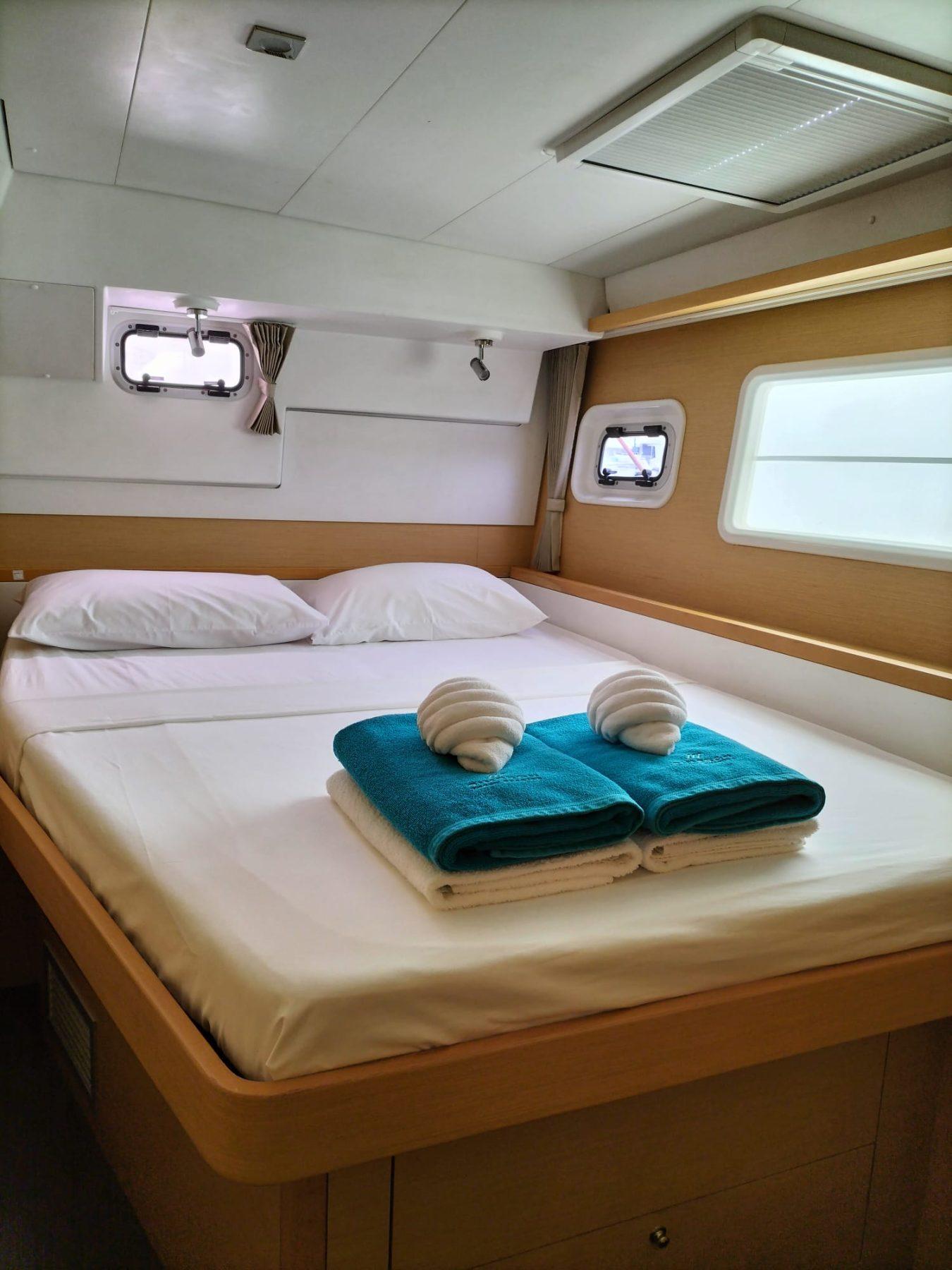 Lagoon 400S2 Eos