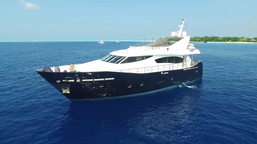 F Yacht