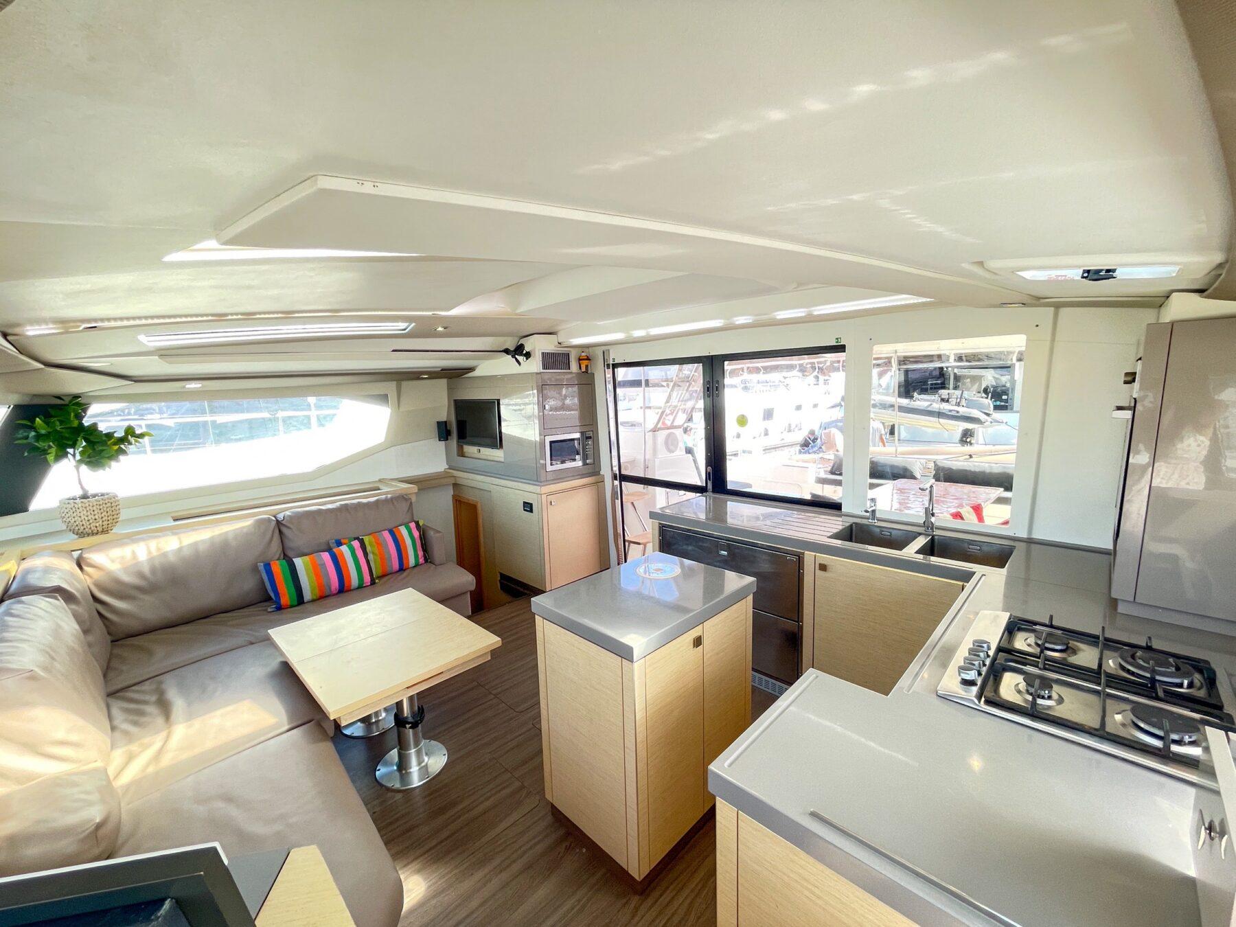 Fountaine Pajot Saona 47 – Maravelle