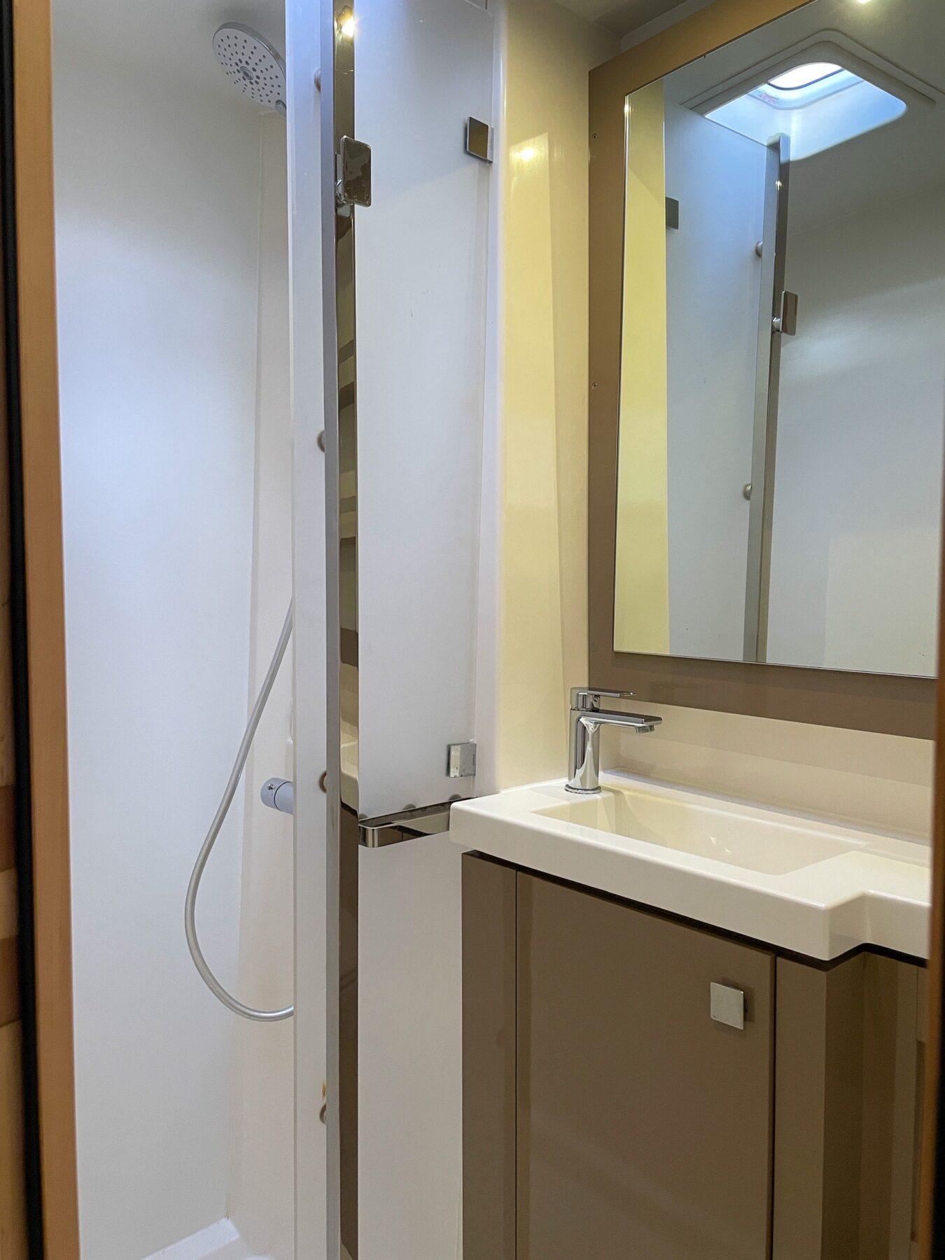 Fountaine Pajot Saona 47 – Maravelle