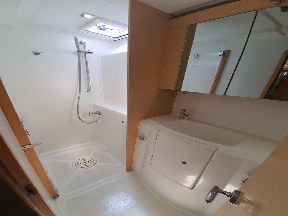 Lagoon 400 S2 – 4 cabins