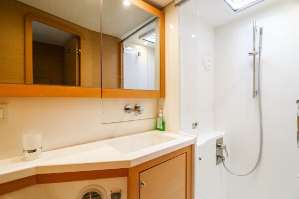 Lagoon 450 Yue Thai photo 16