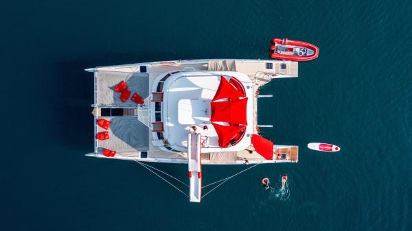 Ocean Catamaran photo 2