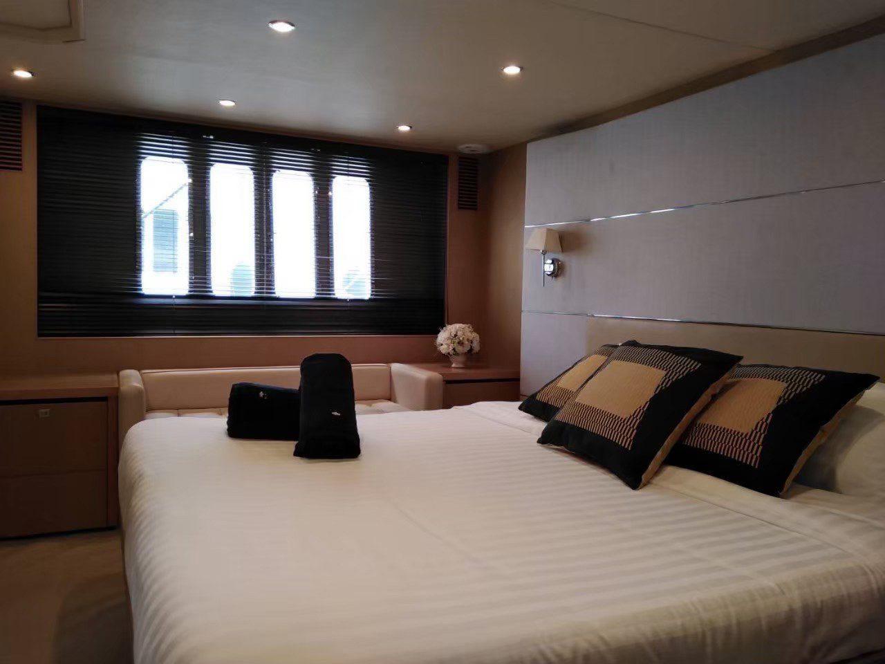 Princess V62