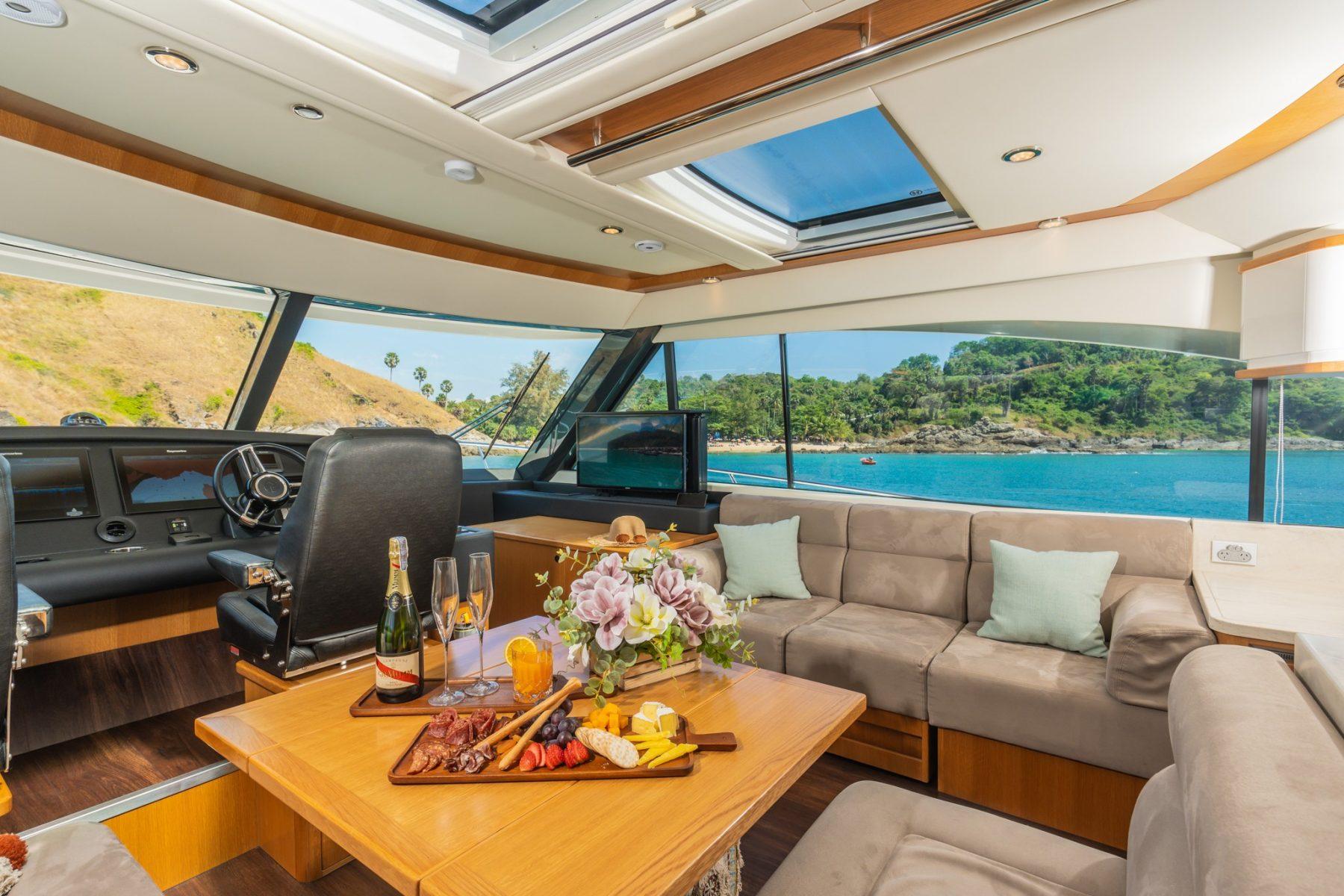 Riviera 58