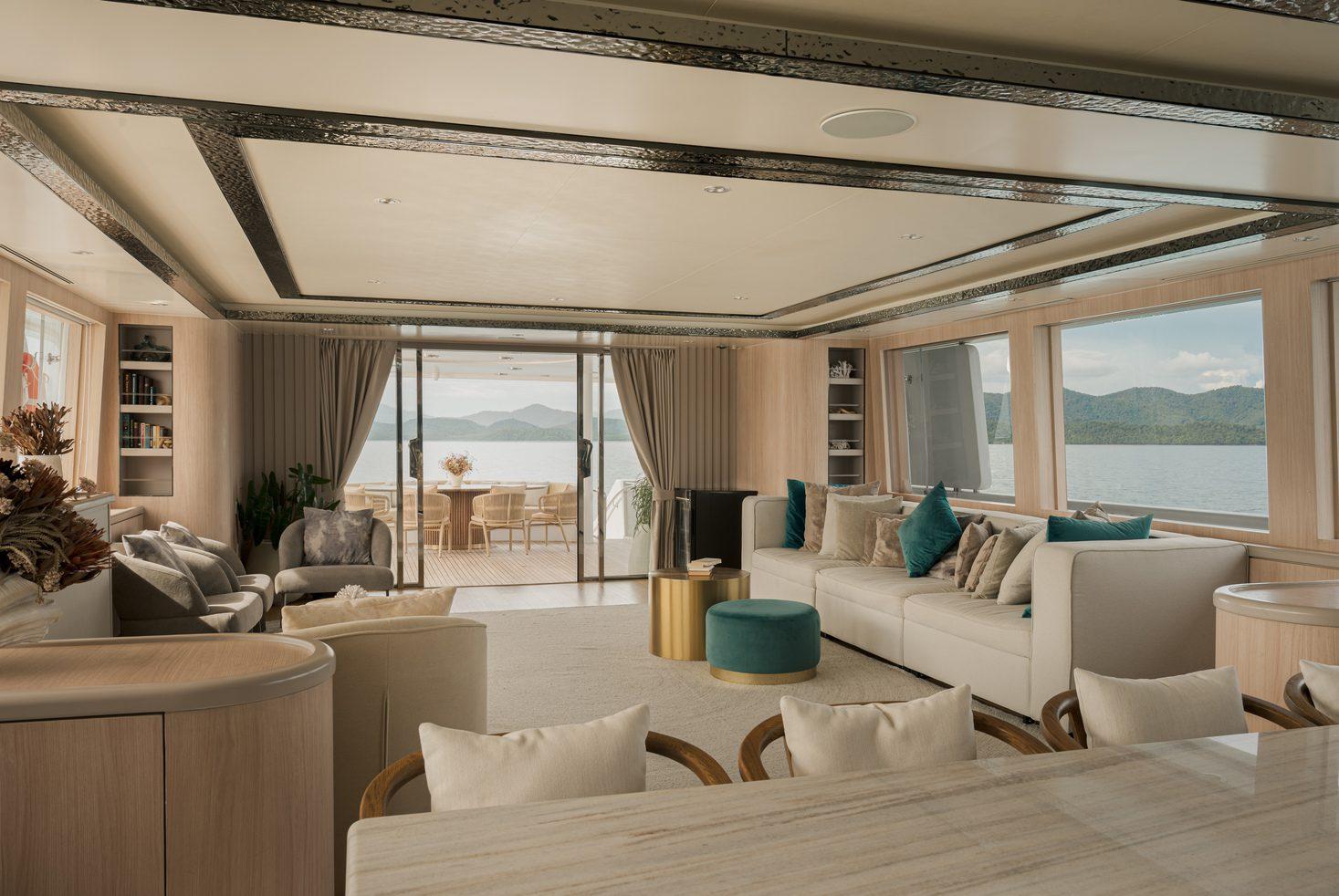 Westport Yachts 130 Sea Bear