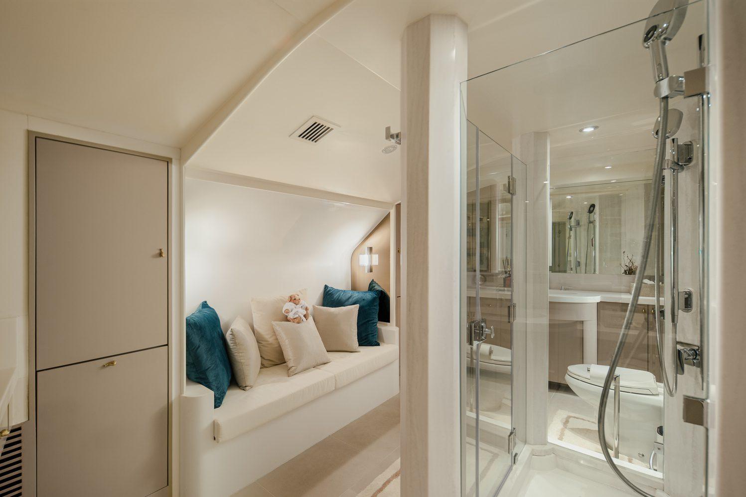 Westport Yachts 130 Sea Bear