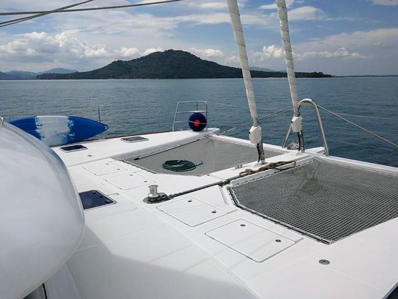 Lagoon 620 Six Degrees