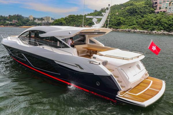 Sunseeker P74 photo 2