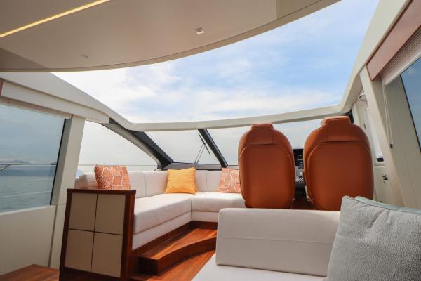 Sunseeker P74 photo 6