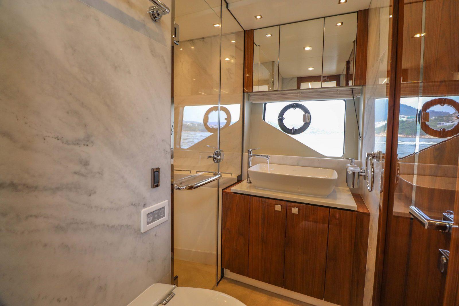 Sunseeker P74
