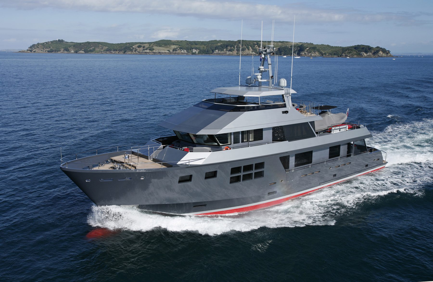 Simpson Marine - AKIKO