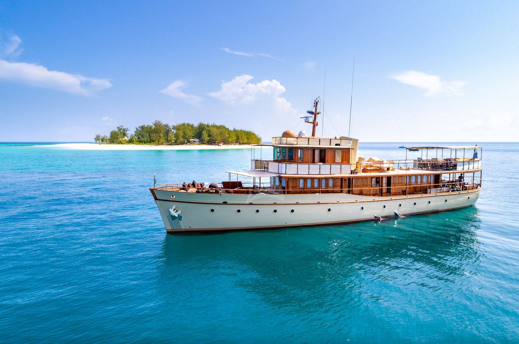 Simpson Marine - OVER THE RAINBOW