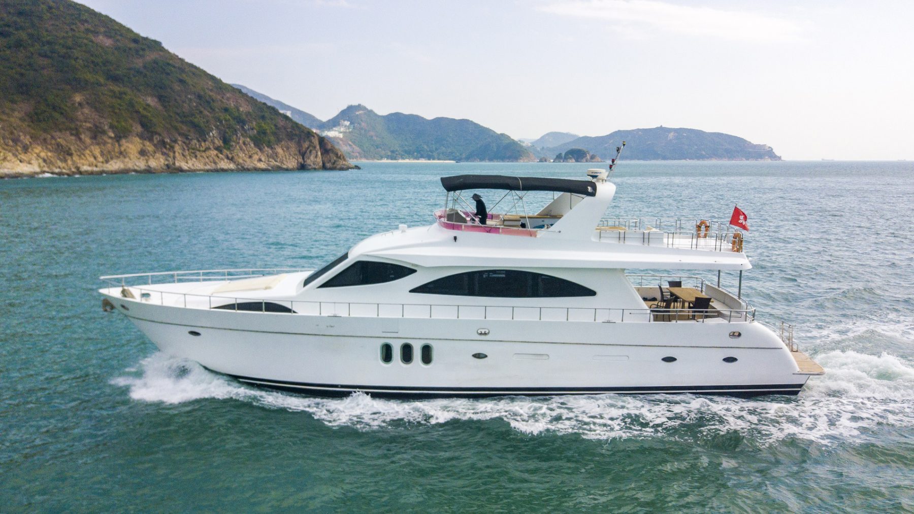 Simpson Marine - White Pearl