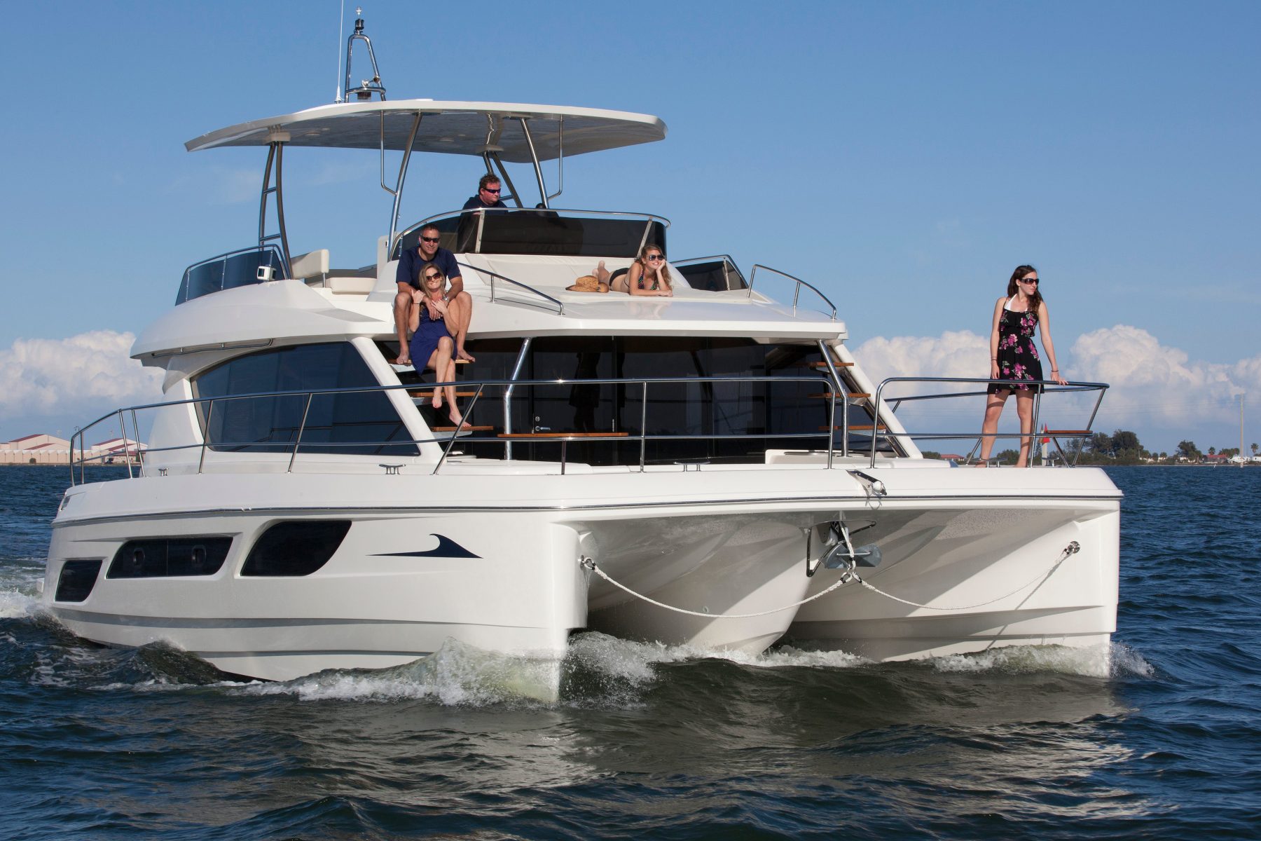 Simpson Marine - Aquila 48