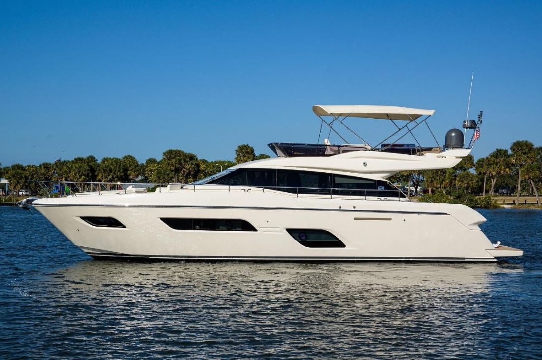 Simpson Marine - Ferretti 550