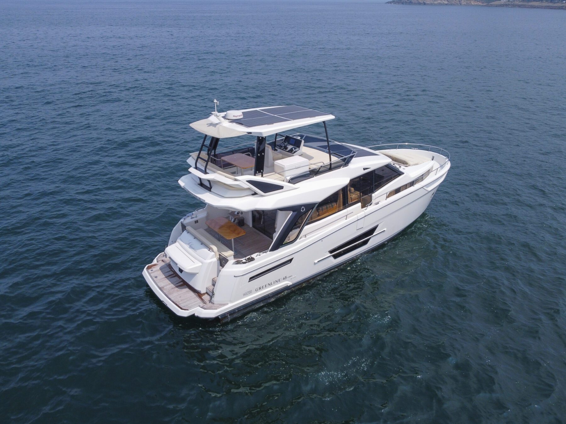 Simpson Marine - Greenline 45 Fly Hybrid