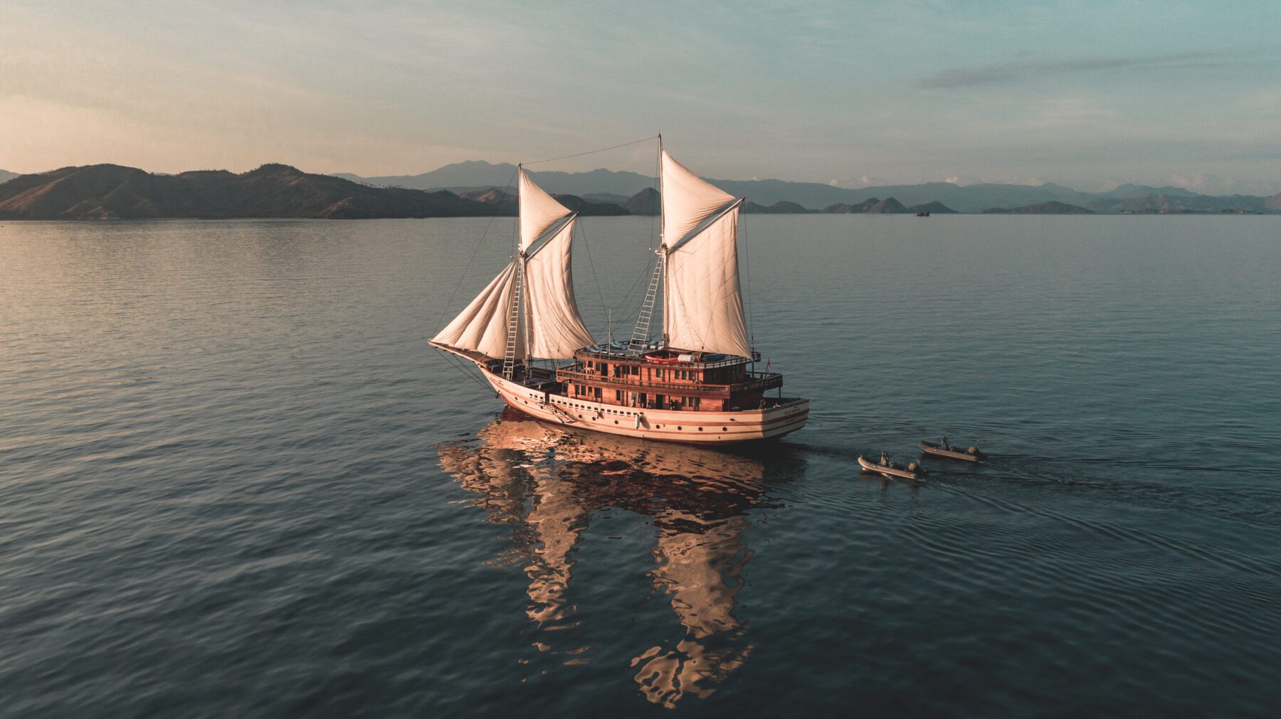 Simpson Marine - The Maj Oceanic